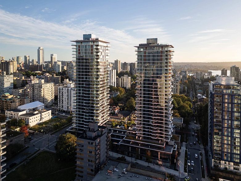 2901 1408 Robson Street