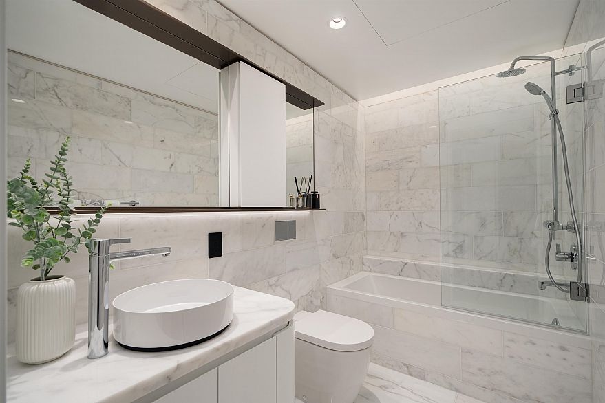 2901 1408 Robson Street