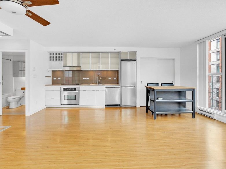 311 168 Powell Street