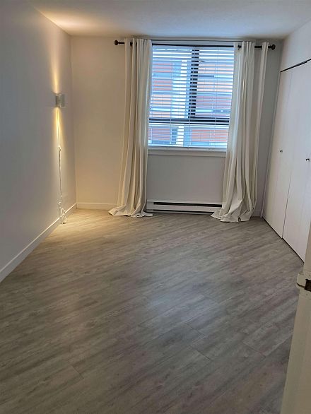 405 789 Drake Street