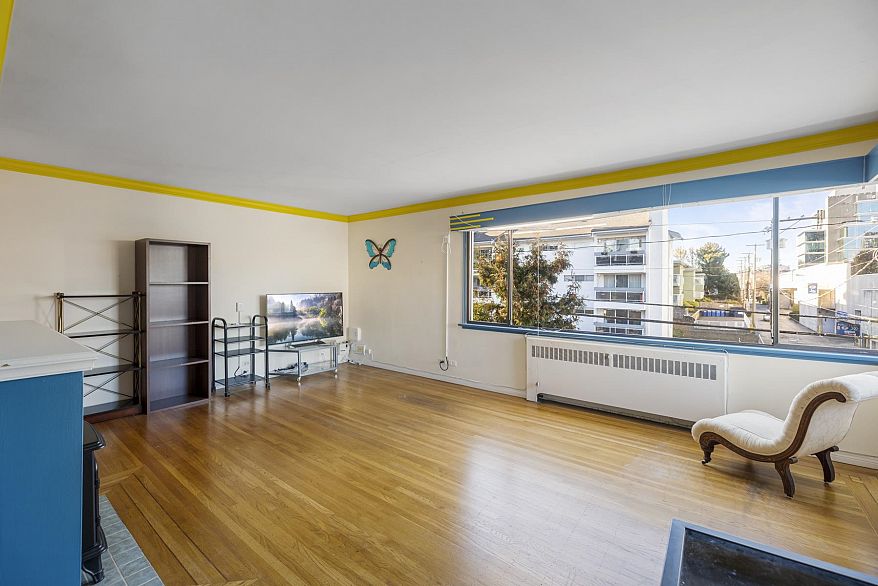 205 1695 W 10th Avenue