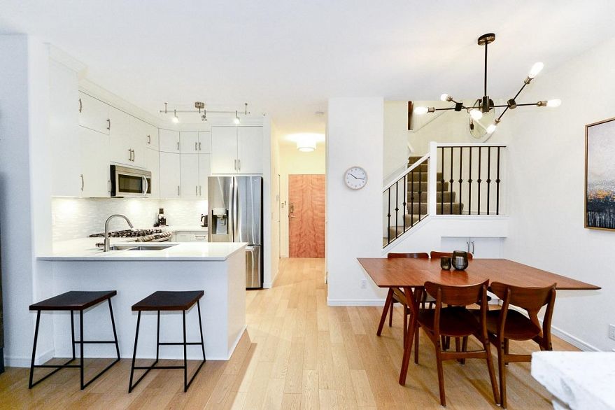 104 2688 Vine Street