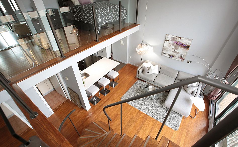 511 22 E Cordova Street