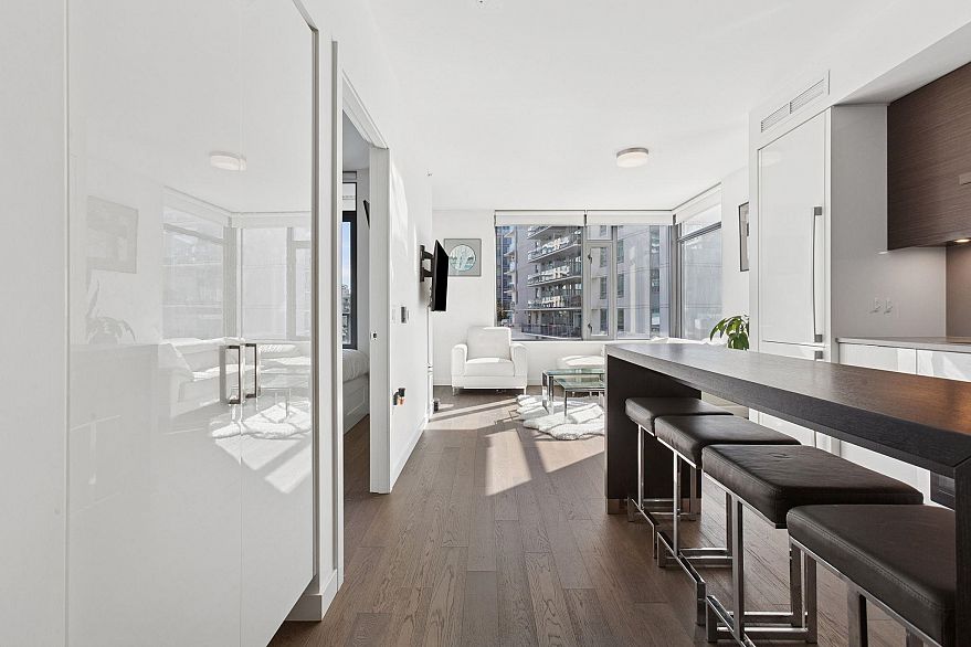 609 1688 Pullman Porter Street