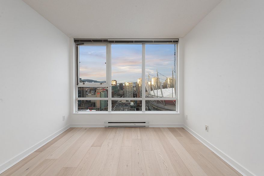 2705 928 Beatty Street