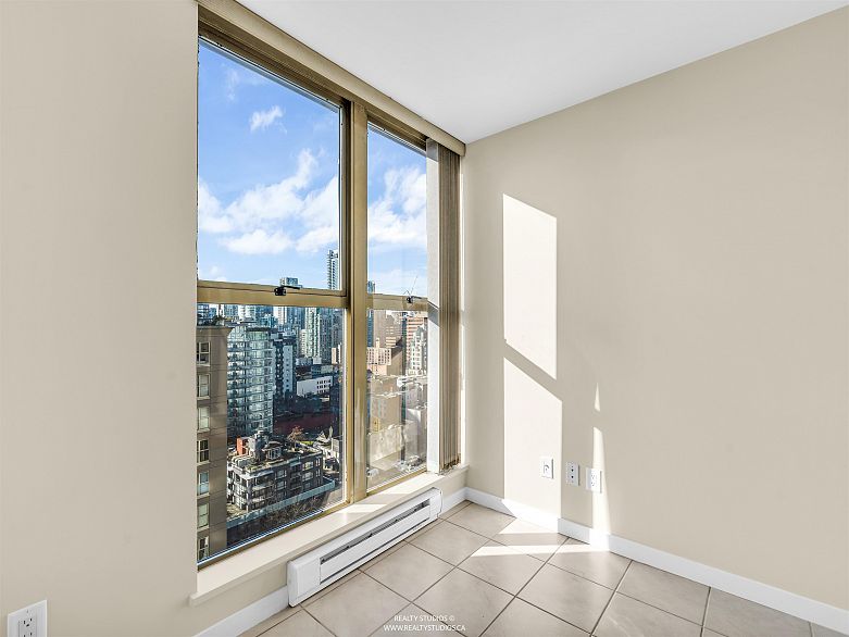 2208 969 Richards Street