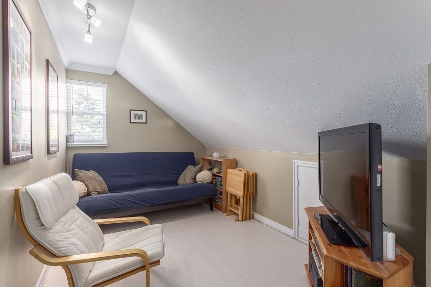 1732 Kitchener Street