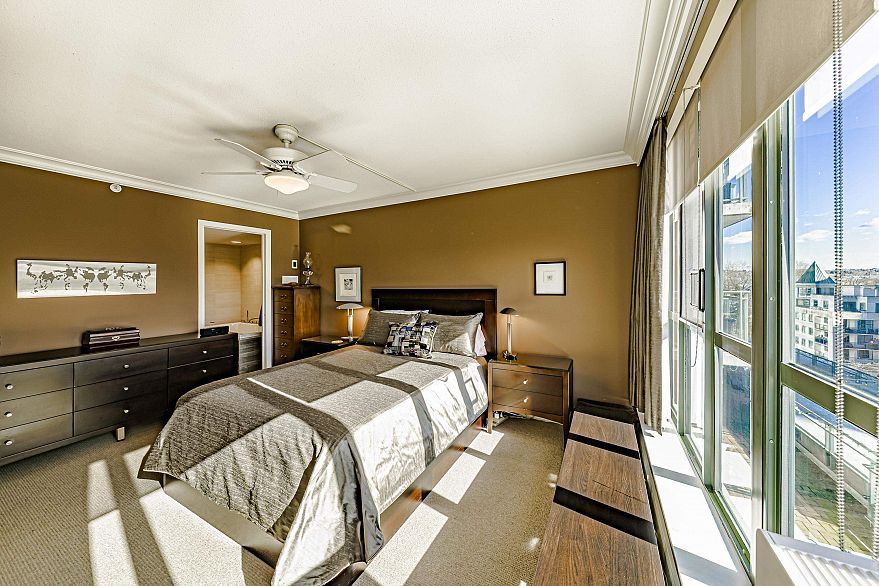 806 1088 Quebec Street