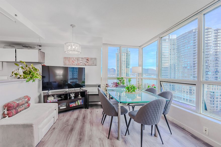 1204 555 Jervis Street