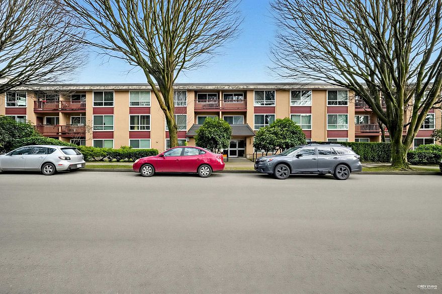 201 8680 Fremlin Street