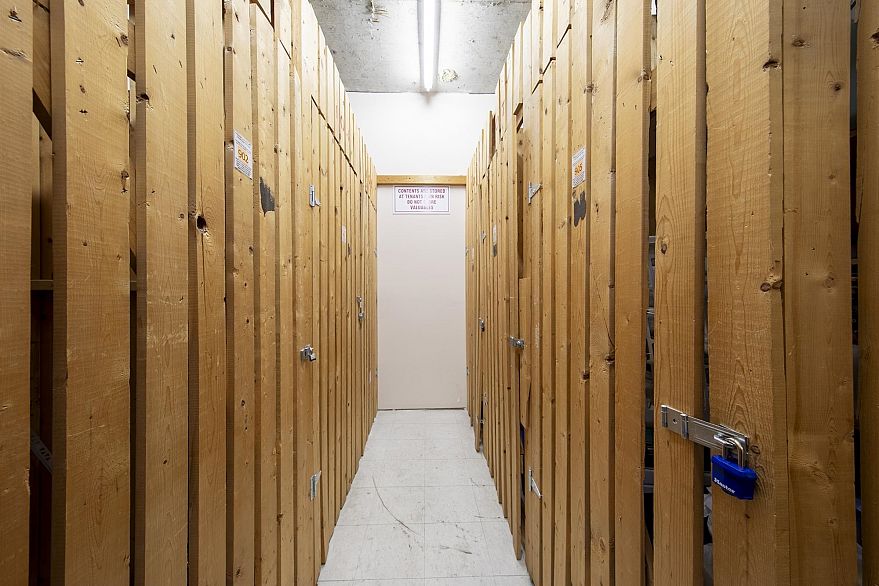 908 1010 Howe Street