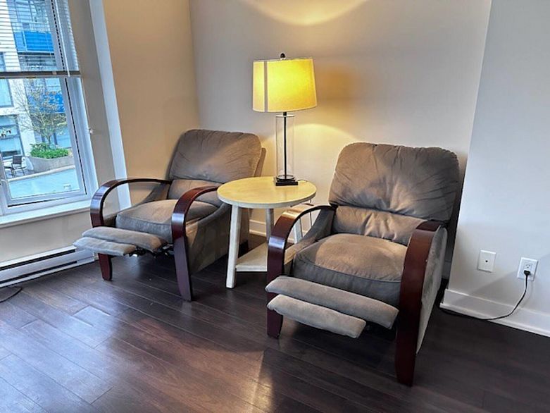 232 1777 W 7th Avenue