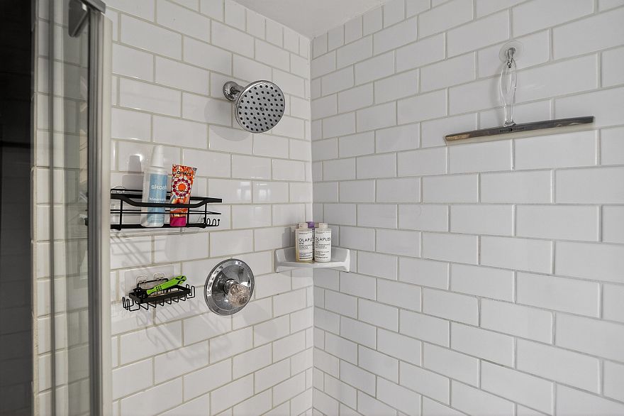 803 1833 Frances Street