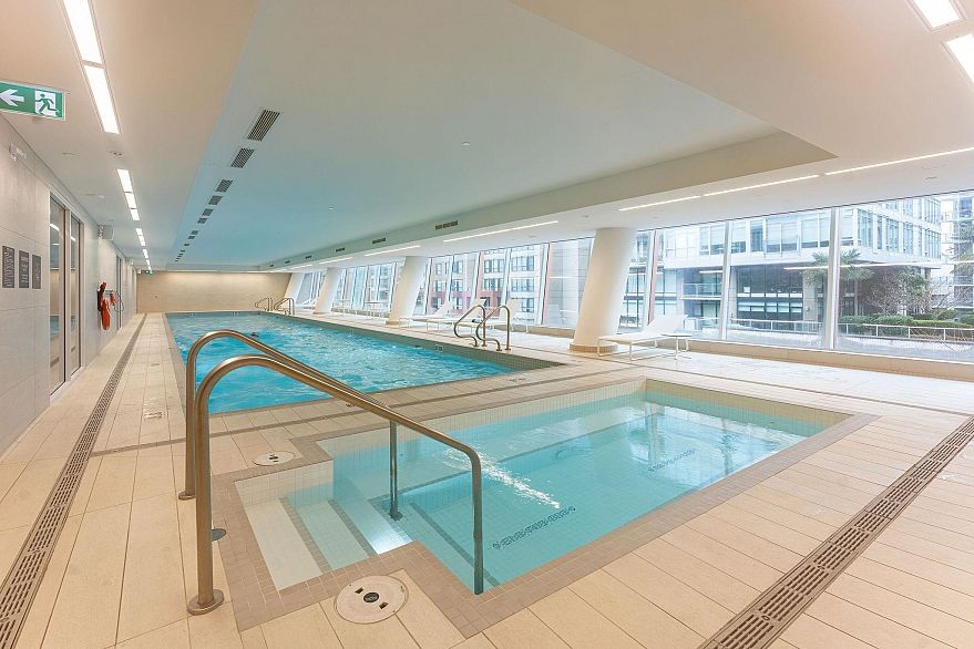 5502 1289 Hornby Street