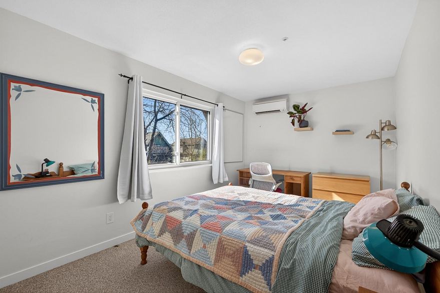 1764 Graveley Street