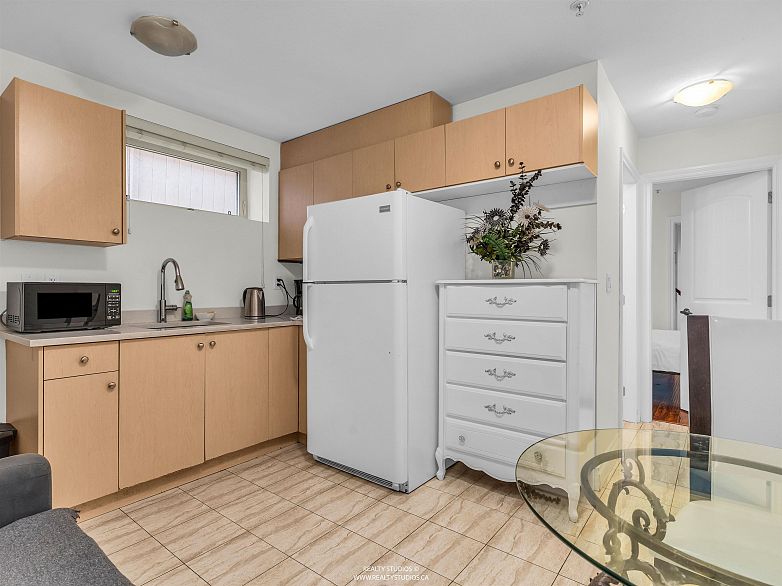 6387 Prince Albert Street