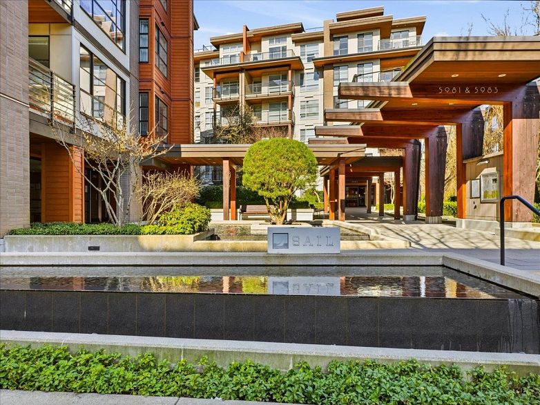 PH12 5983 Gray Avenue