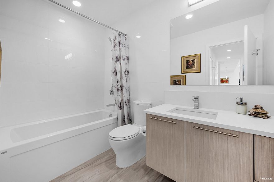 604 5077 Cambie Street