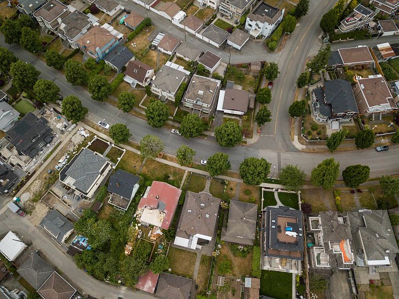 2288 Fraserview Drive