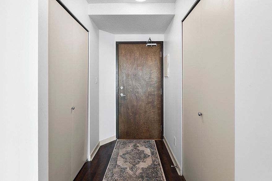 706 1212 Howe Street