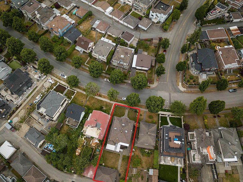 2288 Fraserview Drive