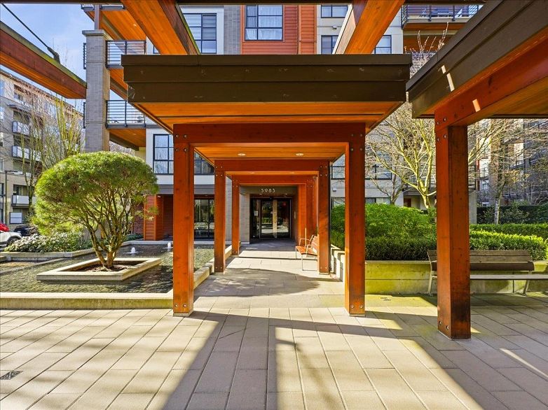 PH12 5983 Gray Avenue