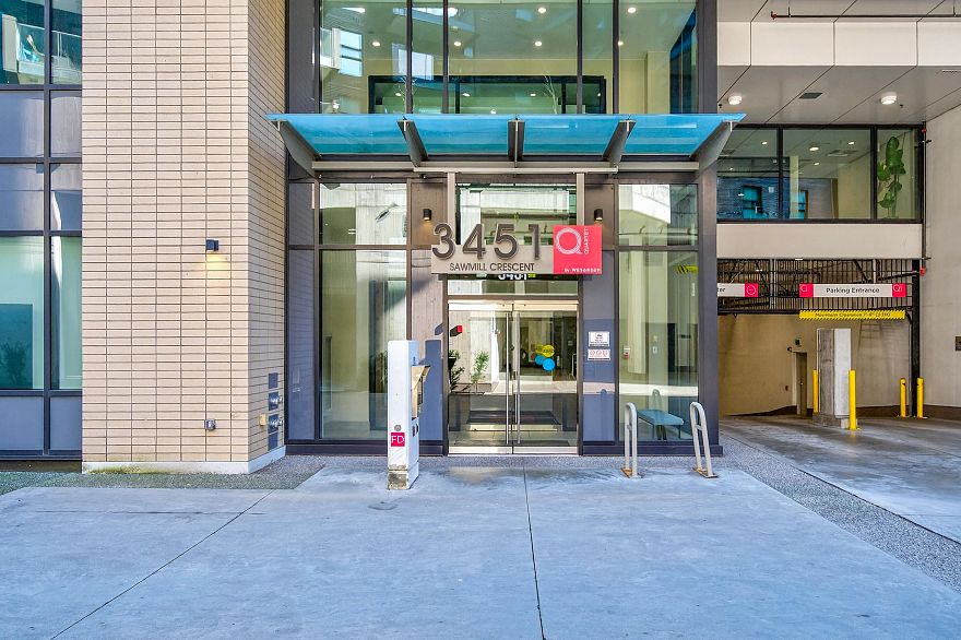 406 3451 Sawmill Crescent