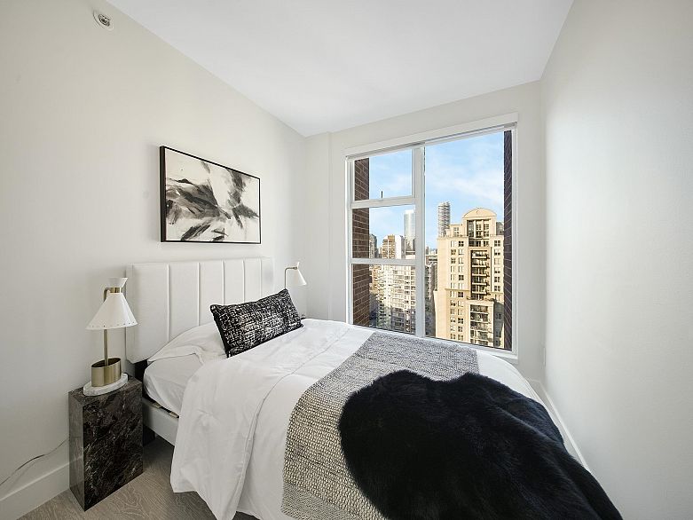 3309 939 Homer Street