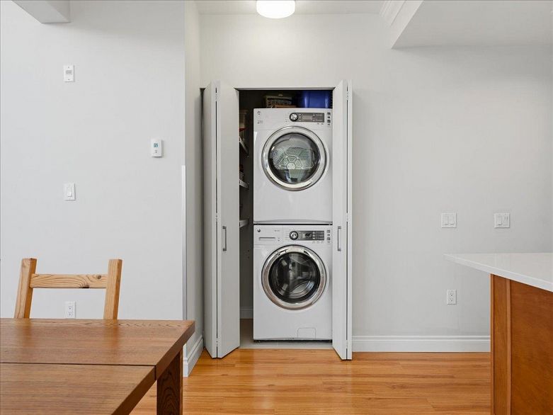 PH12 5983 Gray Avenue