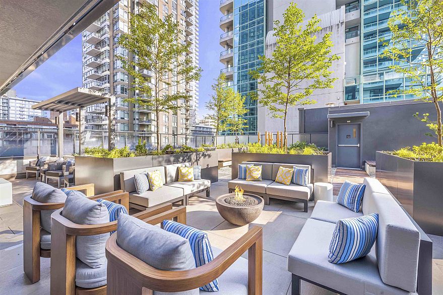 3103 1335 Howe Street