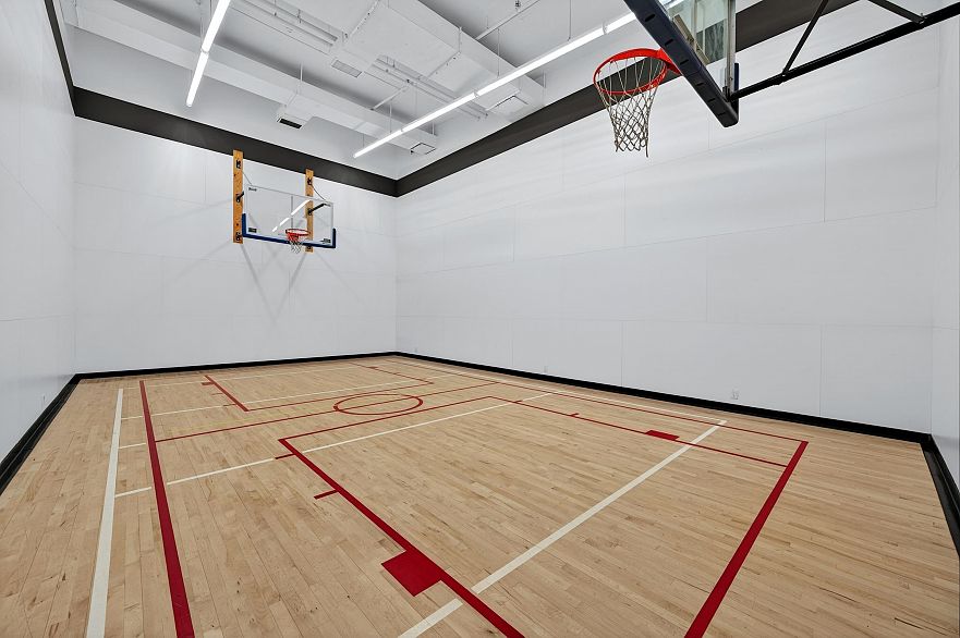 406 3451 Sawmill Crescent