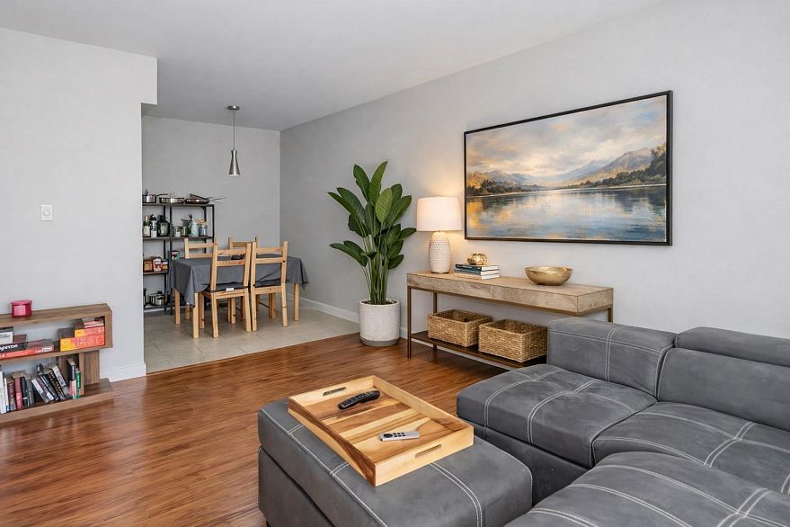 305 975 W 13th Avenue