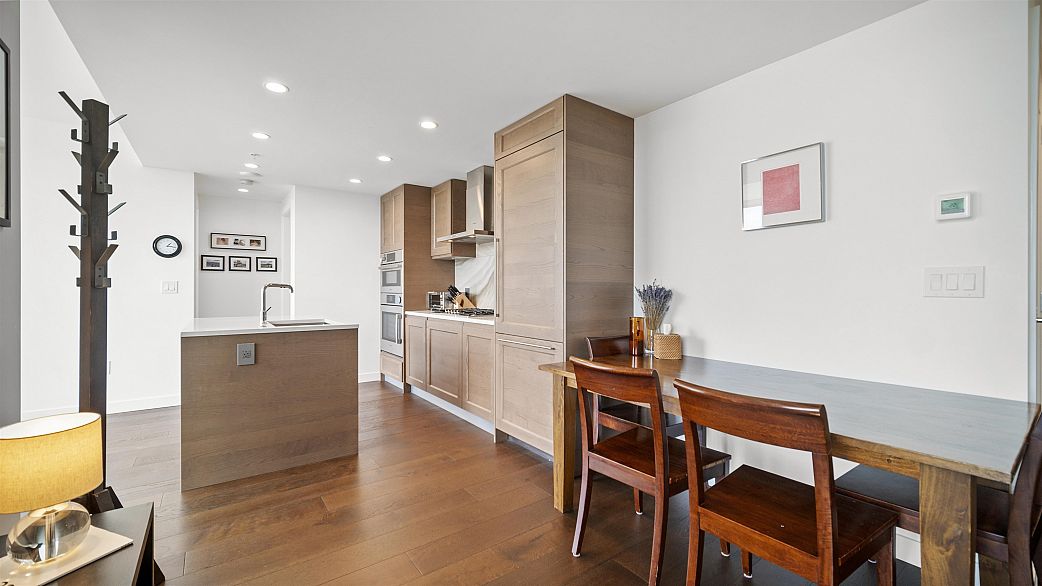 602 5629 Birney Avenue