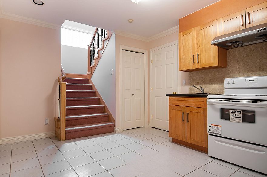 2288 Fraserview Drive