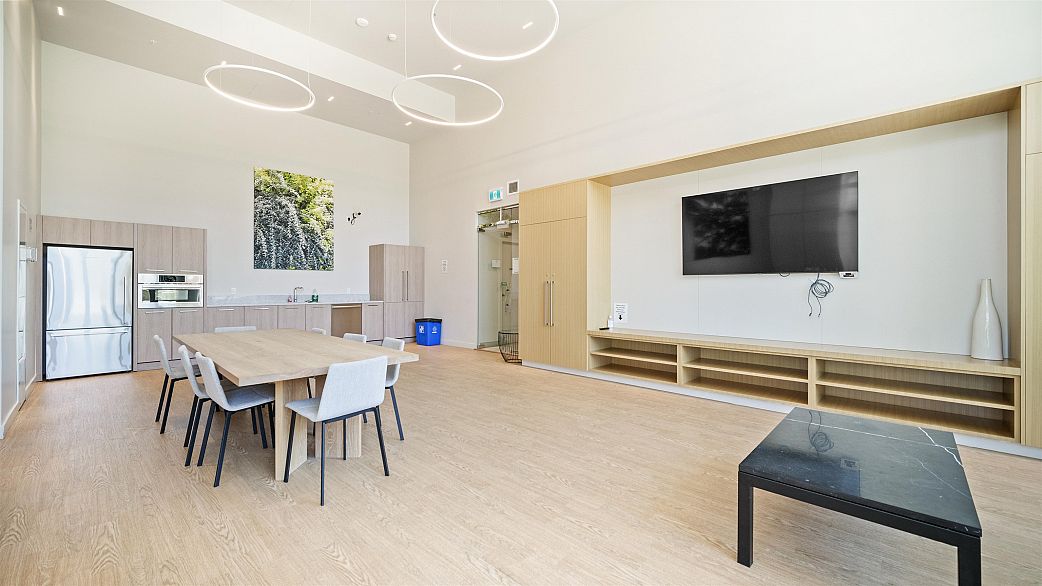 602 5629 Birney Avenue