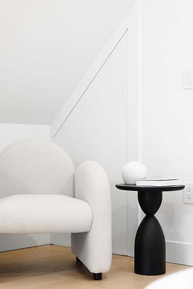 1 4549 W 11th Avenue