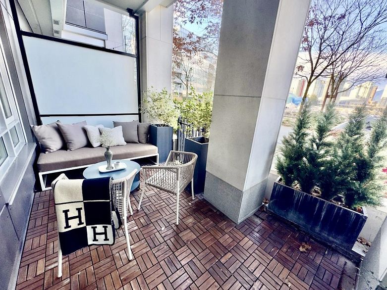 102 128 Athletes Way