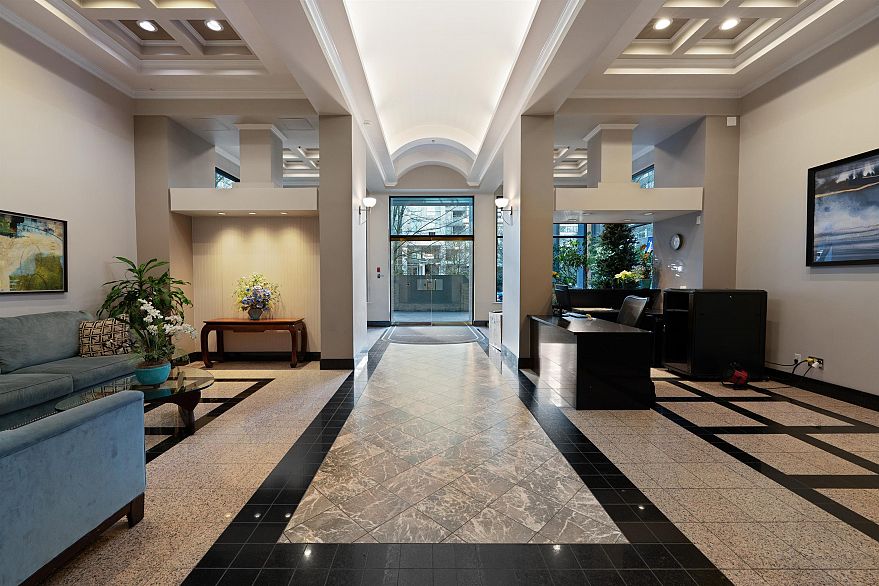 2303 1415 W Georgia Street