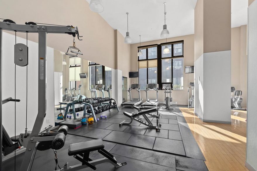 2803 928 Homer Street