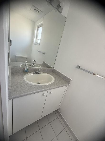 202 3683 Wellington Avenue