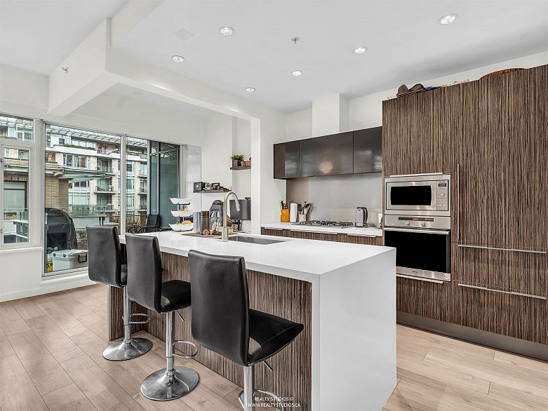 509 1633 Ontario Street