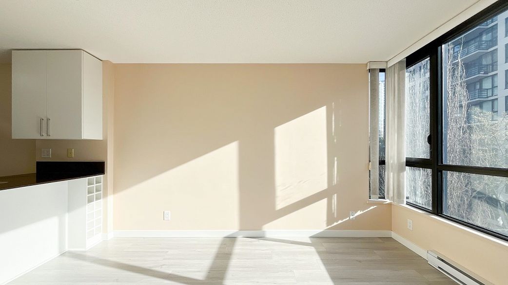 407 928 Homer Street