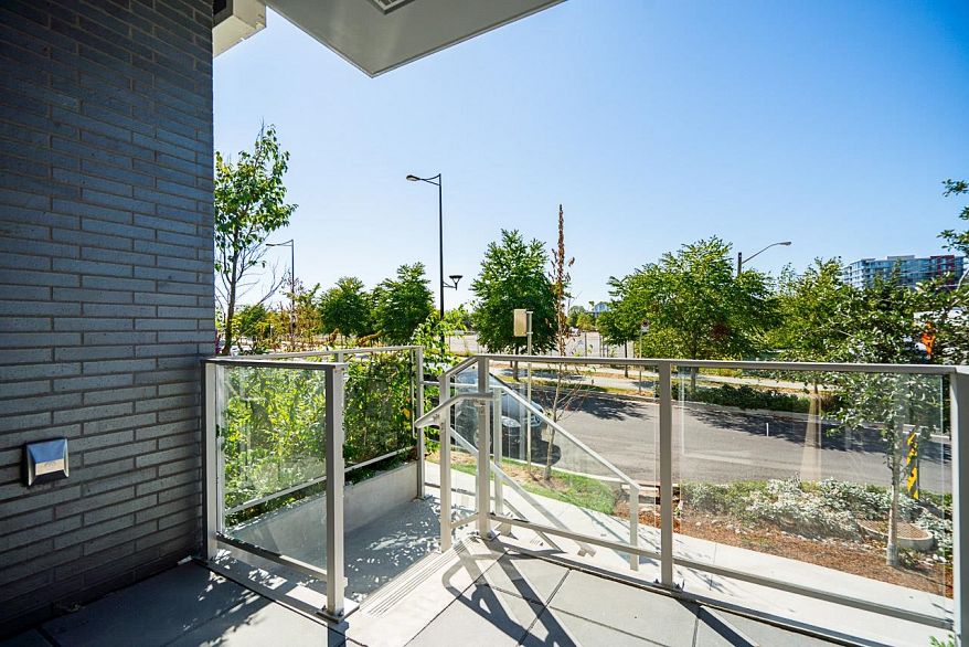 114 3430 E Kent Avenue South