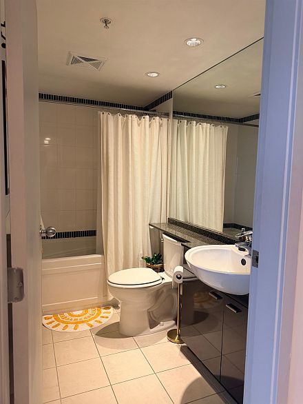 3005 1408 Strathmore Mews