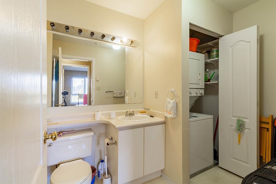 407 3480 Yardley Avenue