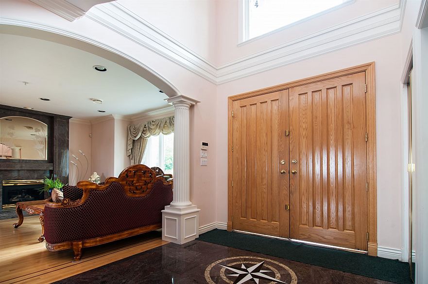 2288 Fraserview Drive