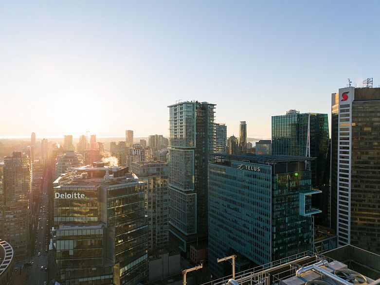 4607 777 Richards Street