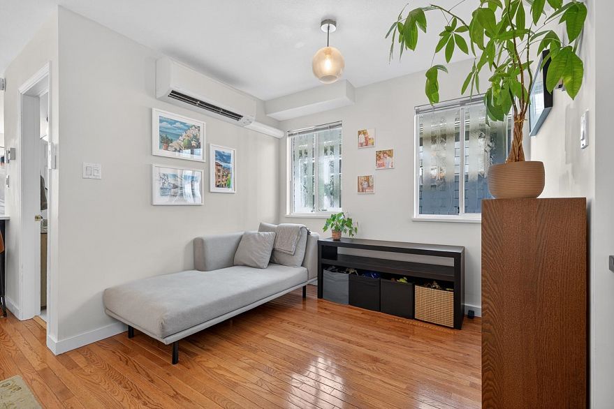 1764 Graveley Street