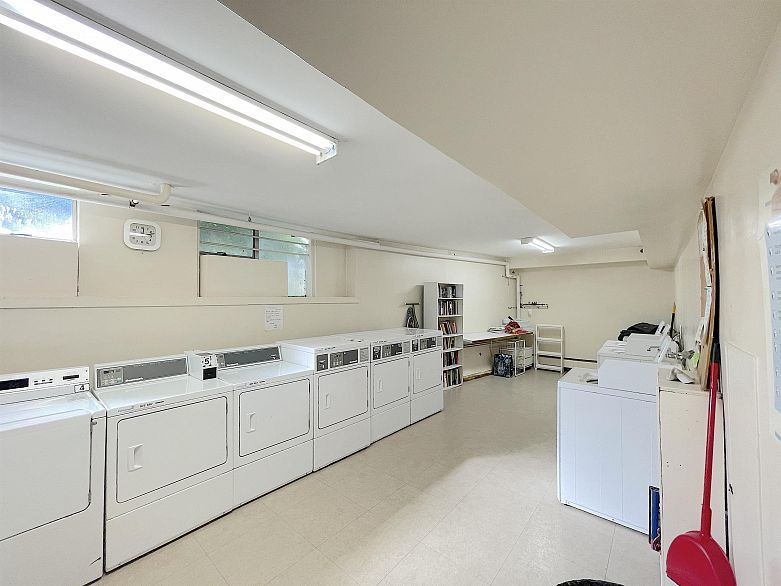 2007 1251 Cardero Street