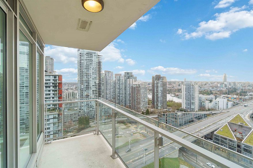 2307 1351 Continental Street